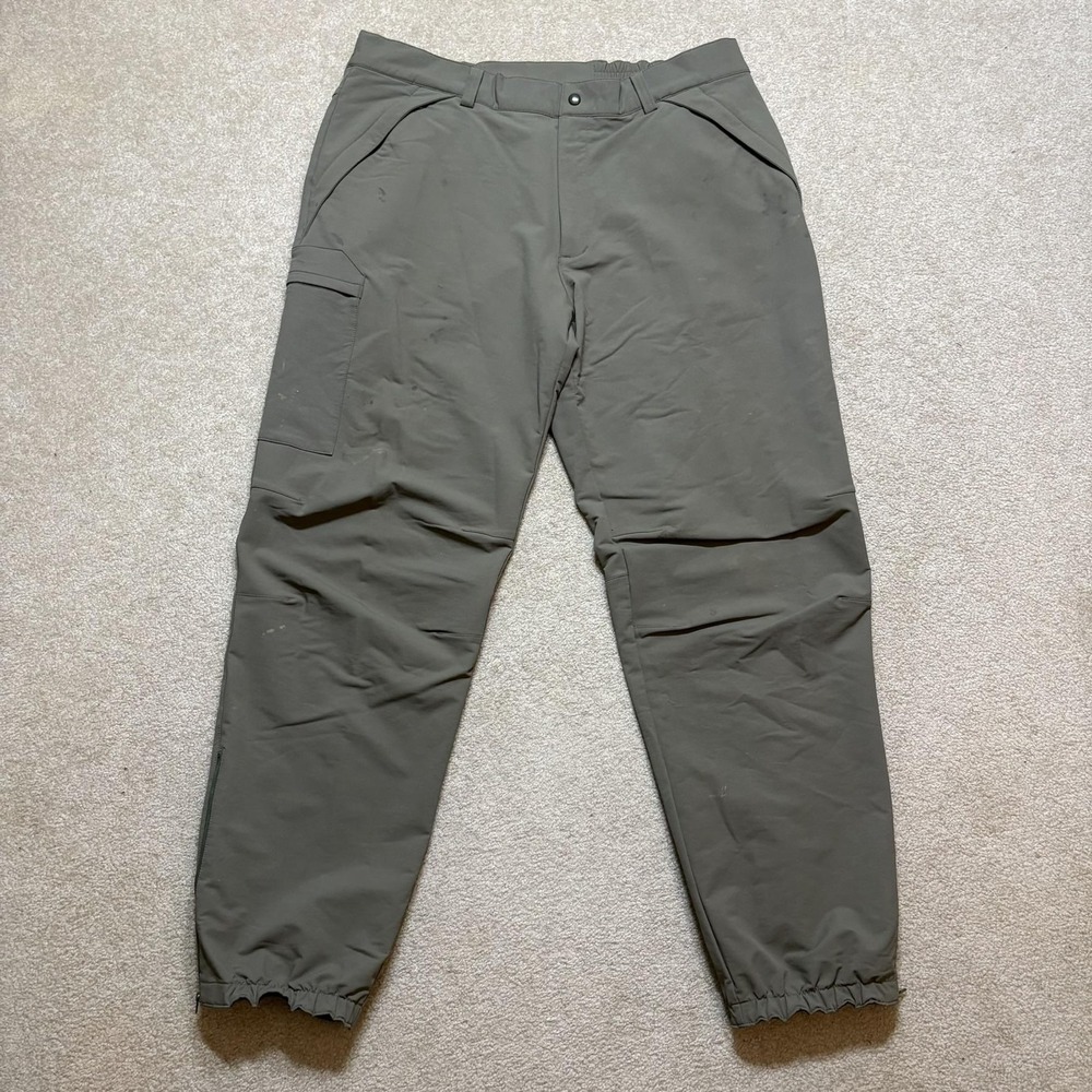 Patagonia‎ Snow Pants Mens 40 Green Softshell Ski Elastic Cuffed Zip Pockets
